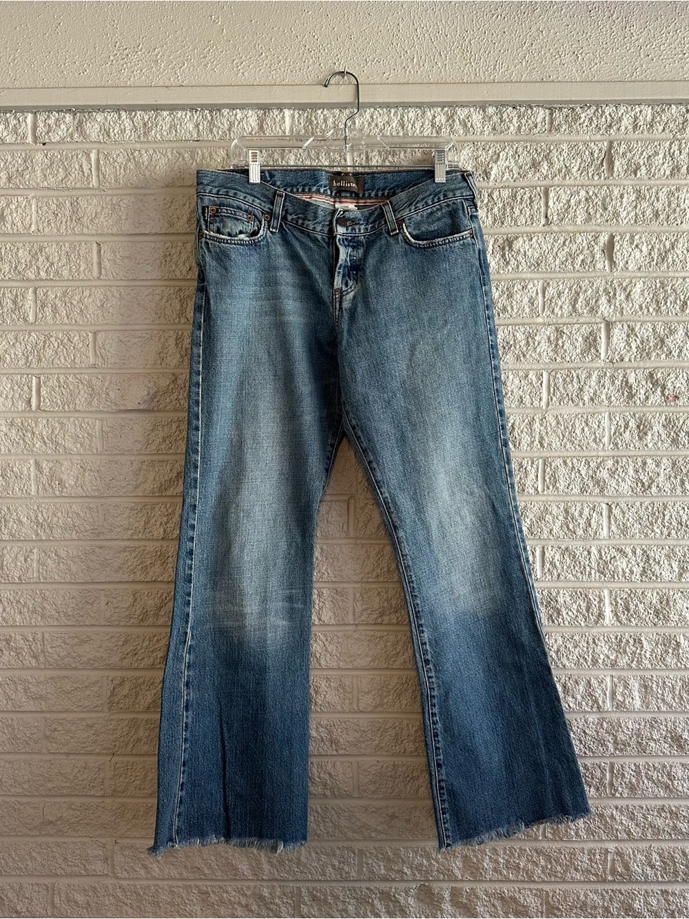 Hollister Fit & Flare Vintage-Style Jeans with Raw Hem